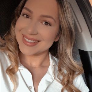 Meet your Posher, Jociee